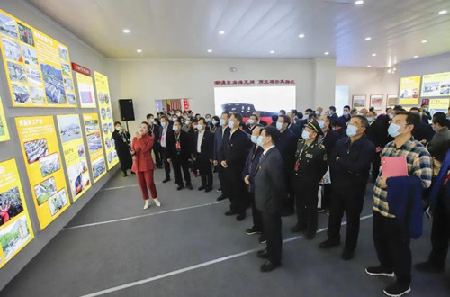 參加會(huì)講.jpg 參加會(huì)講.jpg